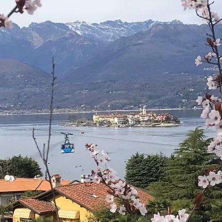 Il Vicolo Sul Lago