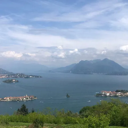 Il Vicolo Sul Lago