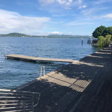 Holiday home Il Vicolo Sul Lago Lesa