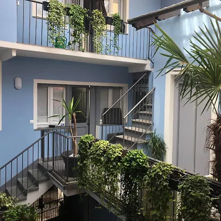 Il Vicolo Sul Lago Holiday home *