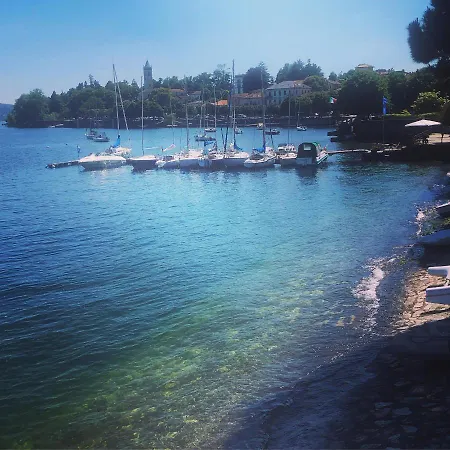 Il Vicolo Sul Lago Lesa