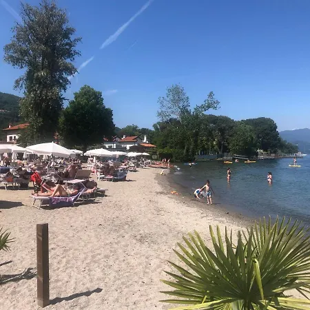 Il Vicolo Sul Lago